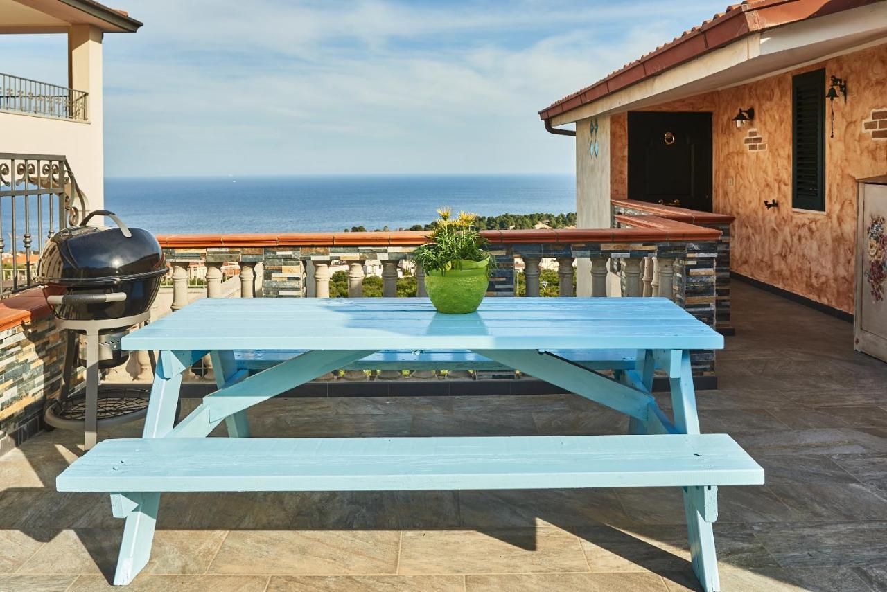 Villetta Vista Mare Кала Гононе Екстериор снимка