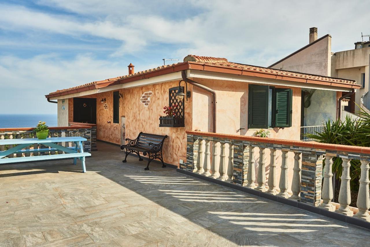 Villetta Vista Mare Кала Гононе Екстериор снимка