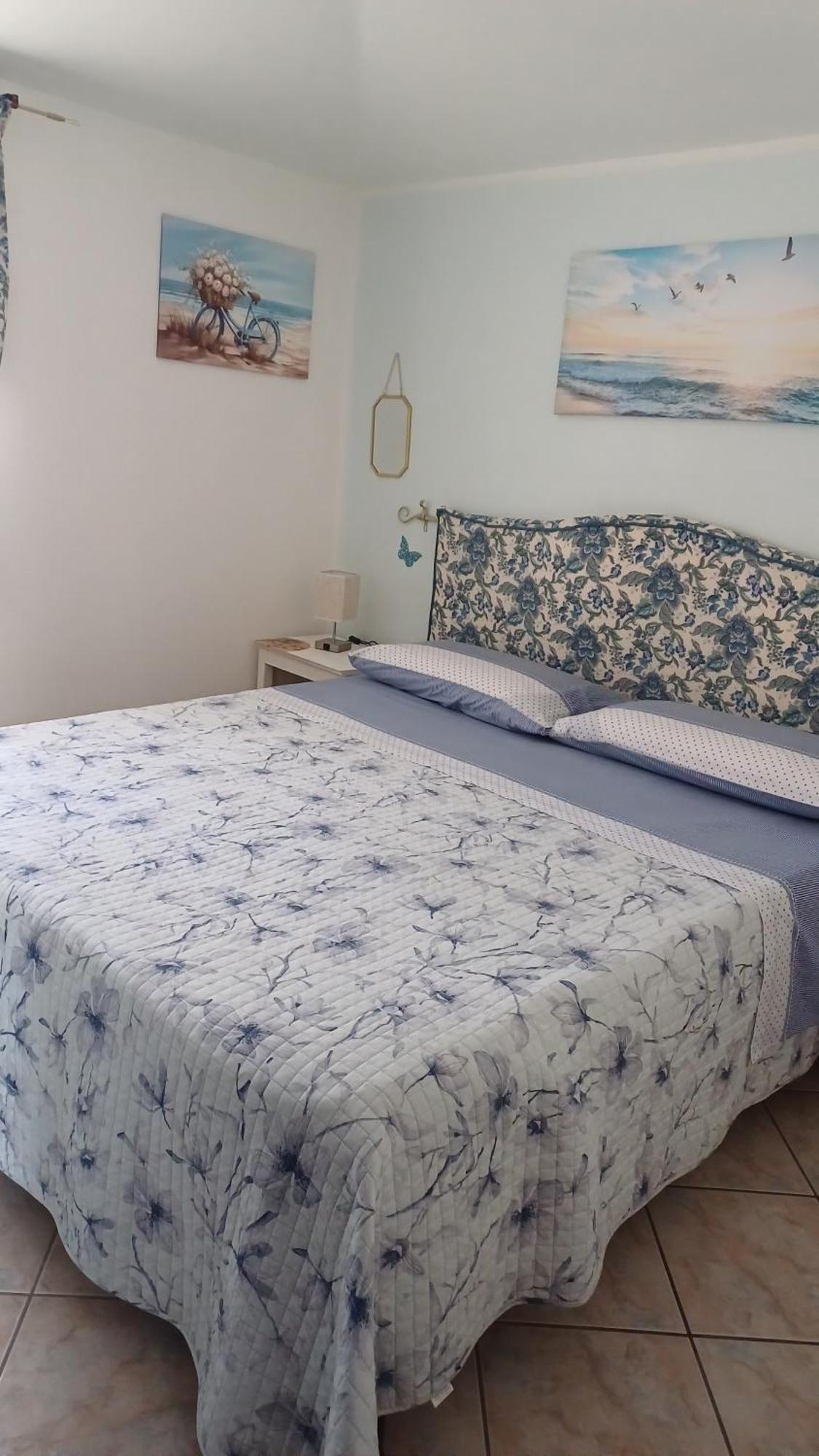 Villetta Vista Mare Кала Гононе Екстериор снимка